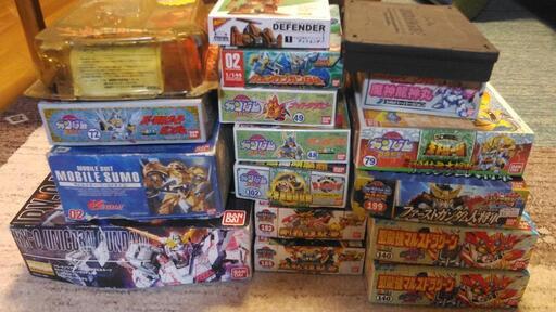 ガンダムなどまとめ売り、メルカリで売れました。