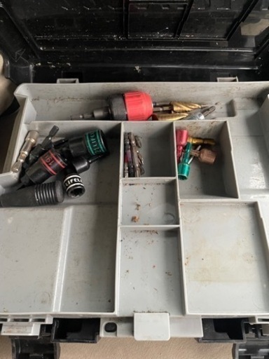 マキタ 18V インパクトドライバー、おまけ付き | www.oa-sumperk.cz