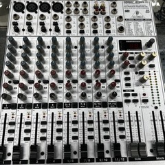 [現状販売] BEHRINGER EURORACK UB1622...