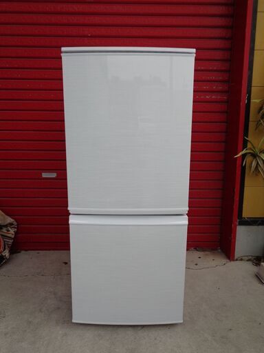 SHARP シャープ　137L 2ドア冷凍冷蔵庫　SJ-14W-W　中古