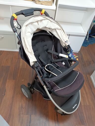 Aprica　SMOOOVE３輪ベビーカー　バギー　型番2024034　■買取GO‼　栄和店