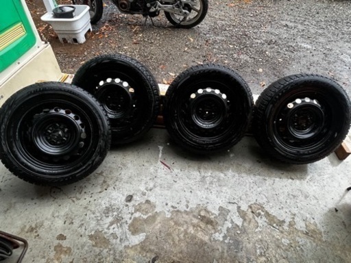 鉄ホイール付き スタッドレスタイヤ 195/65R15 プリウス 鉄ホイール付き スタッドレスタイヤ 195/65R15 プリウス
