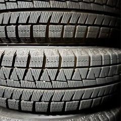 ブリヂストン　　　スタッドレスタイヤ