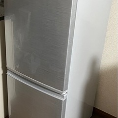 【美品】SHARP 冷蔵庫 137L 説明書あり 領収書あり S...