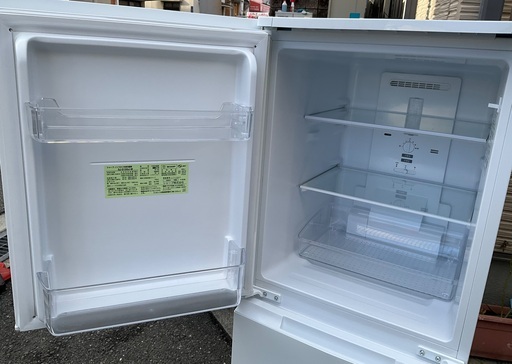 【RKGRE-043】特価！シャープ/152L 2ドア冷凍冷蔵庫/どっちもドア/SJ-D15GJ-W/中古品/2021年製/当社より近隣無料配達！