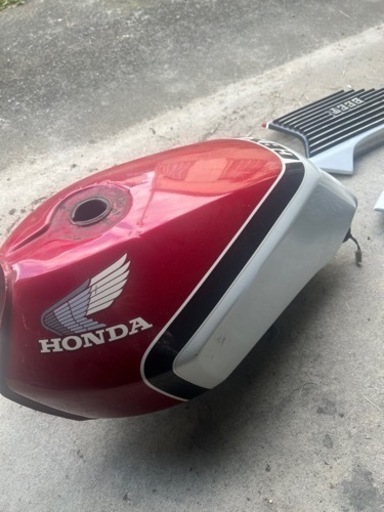 CBX 400F外装