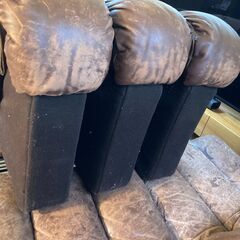 ✨🔔期間限定🔥ジモティー特別価格🔔✨アンティーク家具 スネークソファ9段 本革 3人掛け