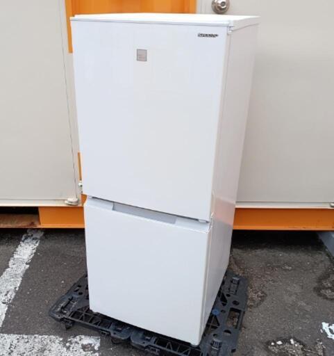 ■取引決定済■2021年製■シャープ 152L 〈どっでもドア〉冷蔵庫 keyword ホワイト SJ-15E8-KW