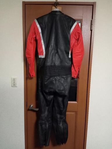 Dainese レーシングレザースーツ 黒・赤・白 ダイネーゼレーシング