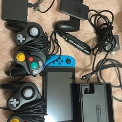 任天堂Switch （使用期間1年）