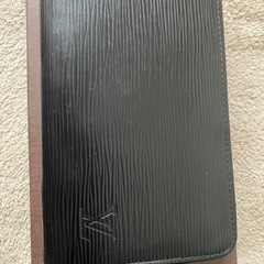 【値下げ】LOUIS VUITTON ジッピーウォレット　エピ