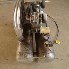 エア　コンプレッサー　