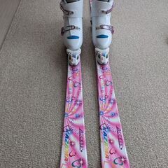 【ネット決済】キッズ　スキー板136cm・靴24.0cmセット　