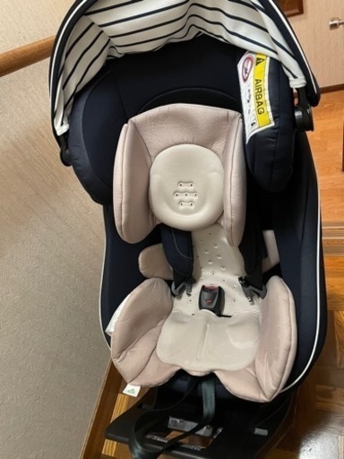 コンビ　チャイルドシート　ISOFIX