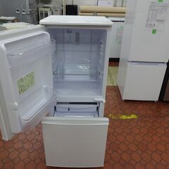 ID 084100 冷蔵庫2ドアシャープ 137L 2018年製 SJ-D14E-W