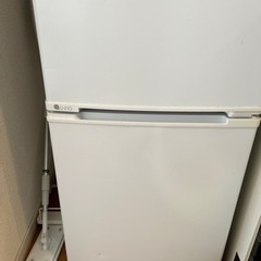 冷凍冷蔵庫　u-ing UR-D90J 2017製