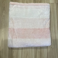 毛布　シングル　淡いピンク