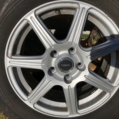 ブリヂストンスタッドレスタイヤ　215/60R16