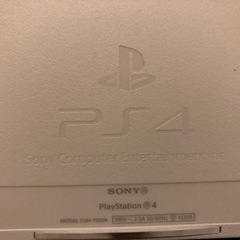 PS4 プレステ4 白　ホワイト　初期化中 PS4 プレステ4 白 ホワイト 初期化中