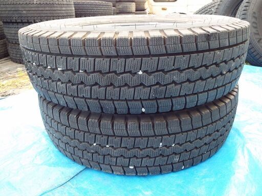 2021年製造 バリ山 良品 中古 2本セット スタッドレスタイヤ 195/85R16 114/112L ダンロップ ウインターマックス LT03M バン トラック用　4本　6本　8本　セットも可能です。 2021年製造 バリ山 良品 中古 2本セット スタッドレスタイヤ 195/85R16