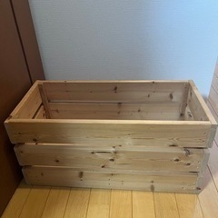 木製カゴ　林檎箱