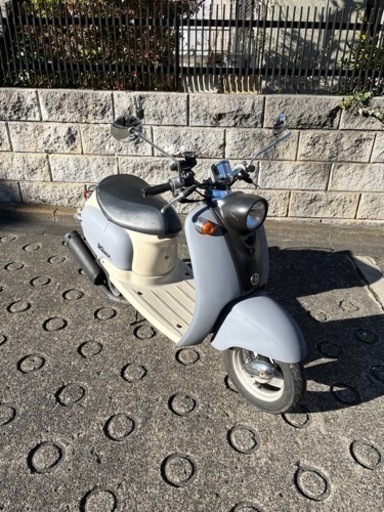 韓国の慰安婦像 ヤマハビーノ50cc2スト右下割れ補修あり