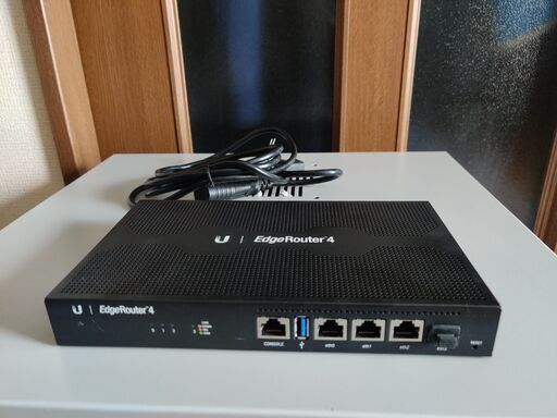 Ubiquiti ER-4（島内手渡し希望）