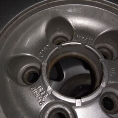 スタッドレスタイヤ 4本　PCD:100 205/55R16