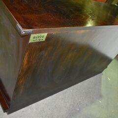 【ヤ取終了8/19】≪zy872≫美品 岩屋堂箪笥 桜木作 最高級 サイドボード 鳴子型/和箪笥 観音開き 漆塗り ケヤキ 南部鉄器飾 41217-06