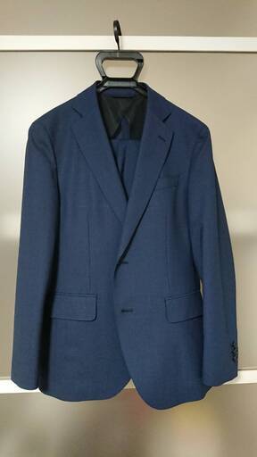 新品スーツ(160-170cm) 31,900円⇒8,000円 誤って購入のため | zzkrca.com