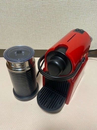 ネスプレッソ・コーヒーメーカー＆ミルクフォーマー