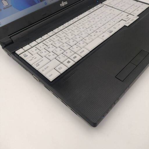 富士通 2018年12月発売分 第7世代Core i5搭載 メモリ8G SSD240G CD/DVD読み書き Wifi対応 大画面15.6インチ HDMI出力 テンキー #1518EE1 - パソコン