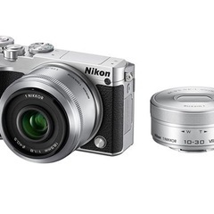 ミラーレスカメラ　Nikon 【美品】