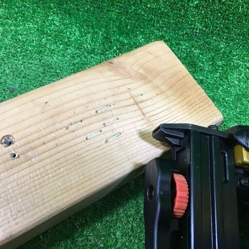 HITACHI N2510HM 25㎜高圧タッカ【市川行徳店】【店頭取引限定】【中古  