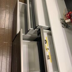 【カグマニア】【一部地域配送可】黒鏡面　キッチンボード　