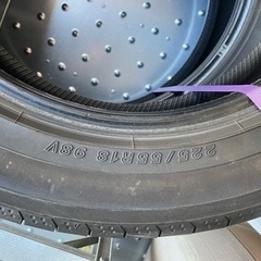 225/55R18 ヨコハマBluEarth RV-02 4本セット