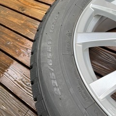 TOYO TYRE スタッドレス 225/65R/17 1020(国産車用)