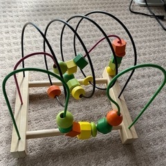 IKEA 知育玩具　ビーズコースター