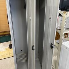 ②【鹿児島市リサイクルショップスターズ吉野店】【美品】新入荷 ２人用 鍵付き オフィス用ロッカー 収納ロッカー ロッカー