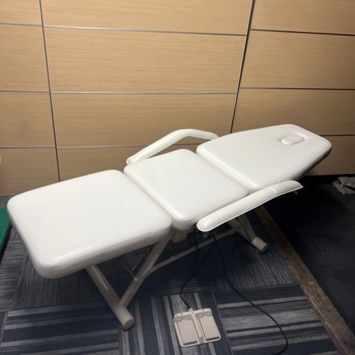 ◇電動エステベッド チェア ［有孔］ 高田ベッド◇ | vaisand.com