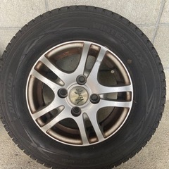 21年50週製造　バリ山　ダンロップスタッドレスタイヤ 21年50週製造 バリ山 ダンロップスタッドレスタイヤ