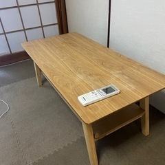 ローテーブル、机（連絡無い場合は処分予定）