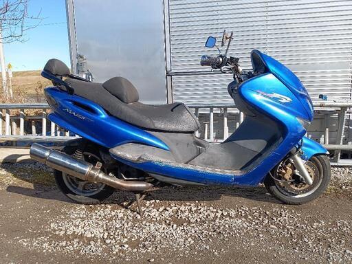 [バイクショップ.e] YAMAHAマジェスティ125FI※夜間配送承ります(要相談)