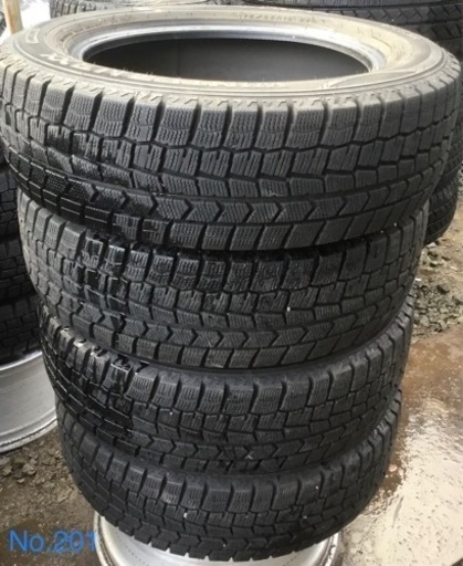 DUNLOP スタッドレスタイヤ　4本