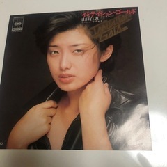 山口百恵　シングルレコード　3