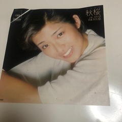 山口百恵　シングルレコード　4