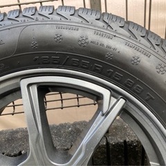 ホイール付きスタットレスタイヤ　4本セット　185/65R（ニッサンノート使用）