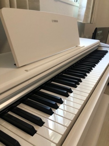 【引き取り限定】YAMAHA 電子ピアノ (21年製) - 目黒区