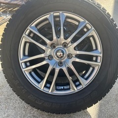 中古スタッドレスタイヤ4本セット225/65R17