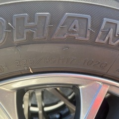 中古スタッドレスタイヤ4本セット225/65R17